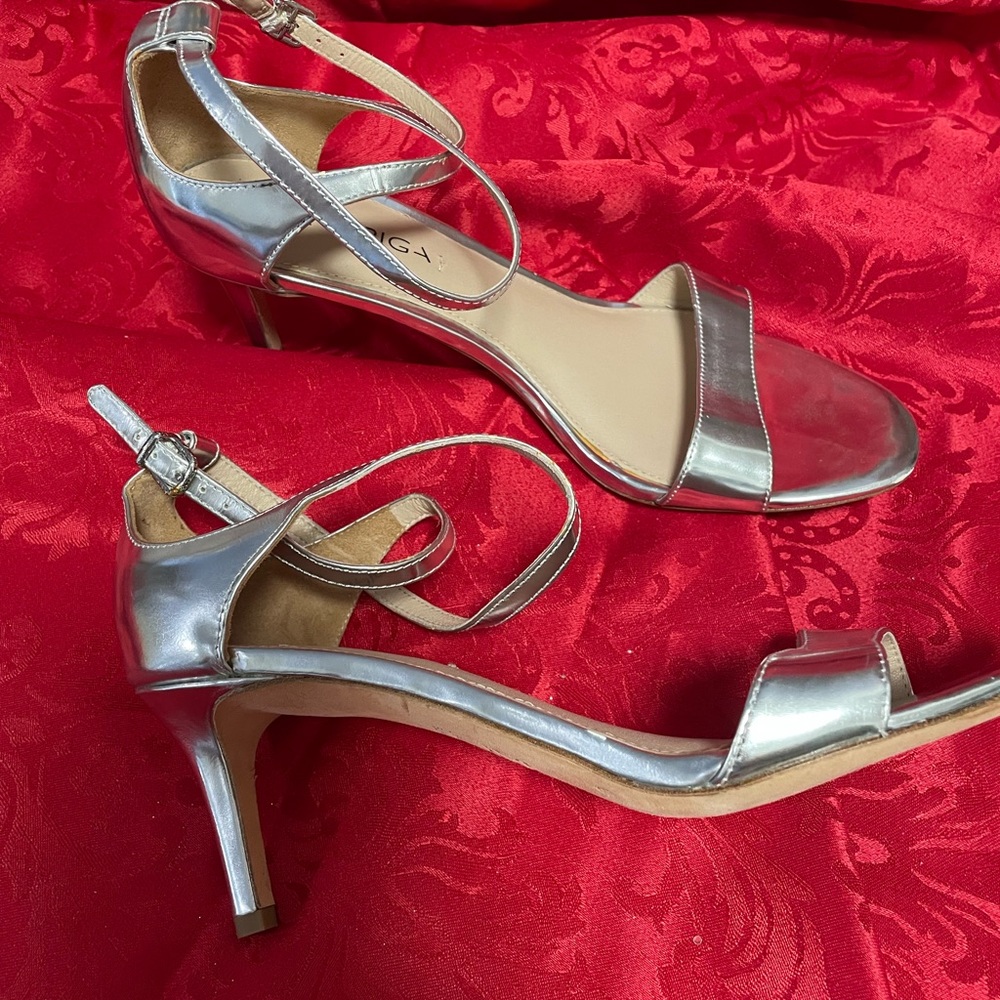 Via Spiga Silver Kitten Heel Sandals